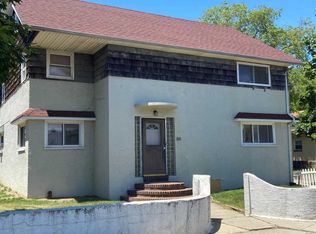 84 Parma Rd, Island Park, NY 11558