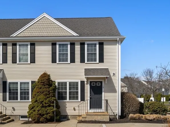 18 Boxberry Ln, Rockland, MA 02370