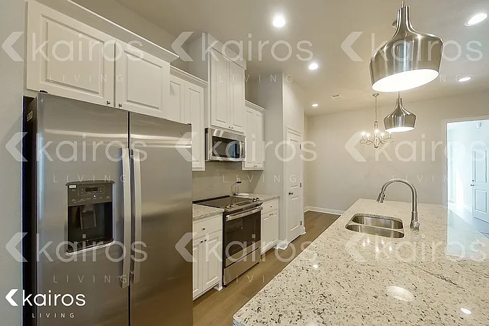15631 Boothy Ln — Photo 6