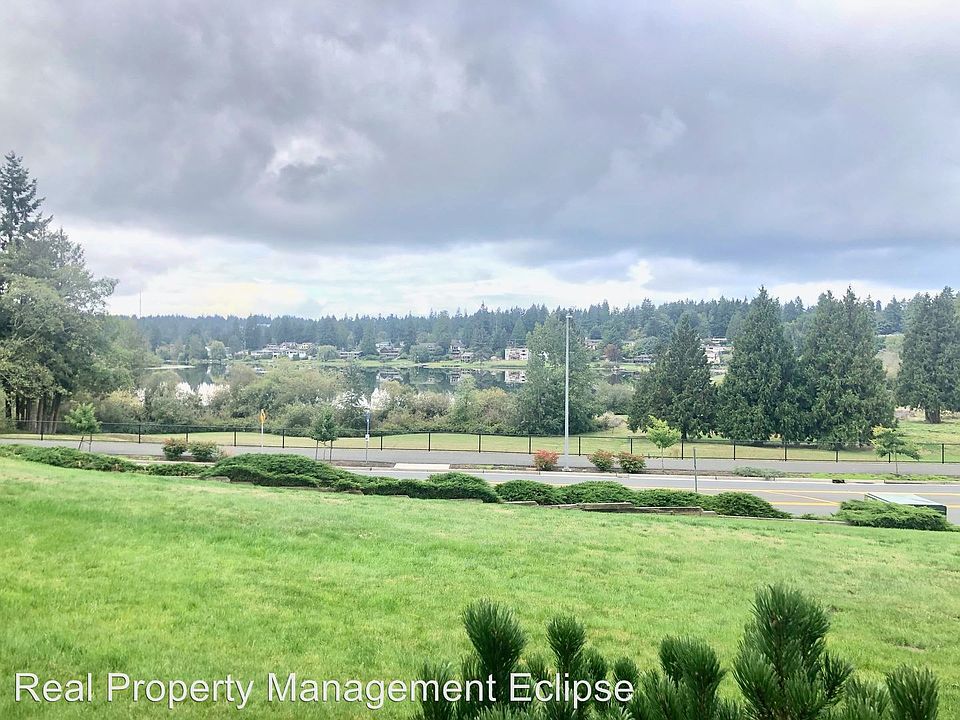 1st image of 23507 Lakeview Dr #B