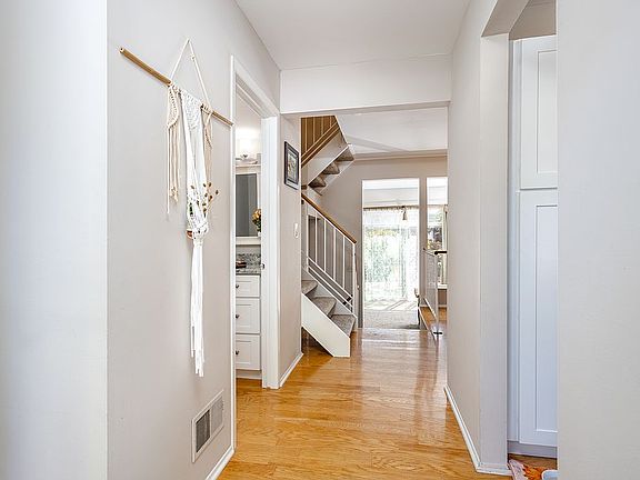 3rd image of 1599 Brentwood Dr #544