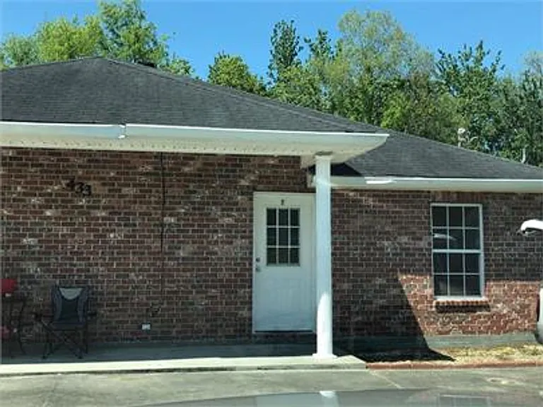 433 Idlewild Dr — Photo 8