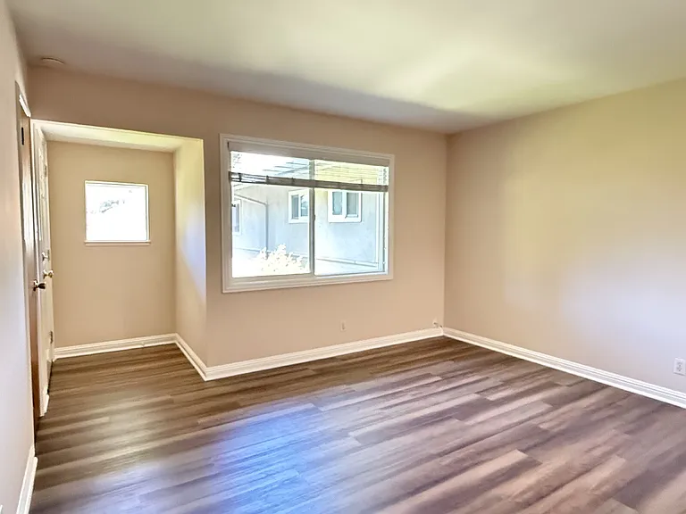 100 Belvedere Dr #7 — Photo 5
