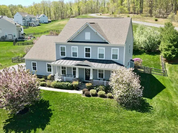 15627 Avebury Manor Pl, Leesburg, VA 20176