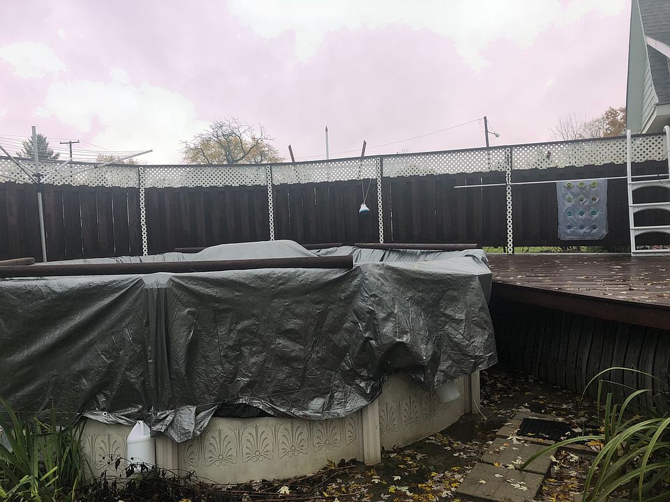 18’ rd pool & excesseries