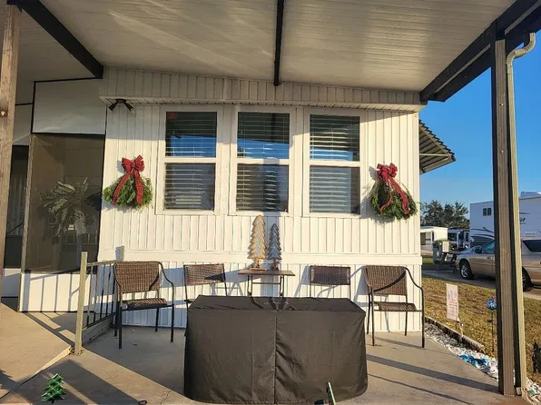 4320 Dundee Rd #27, Winter Haven, FL 33884