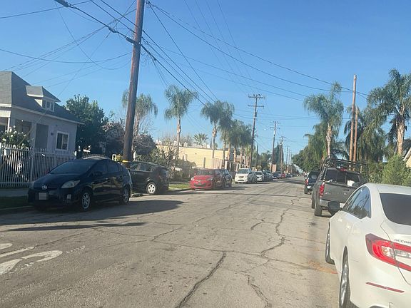 5th image of 1101 W 6th St