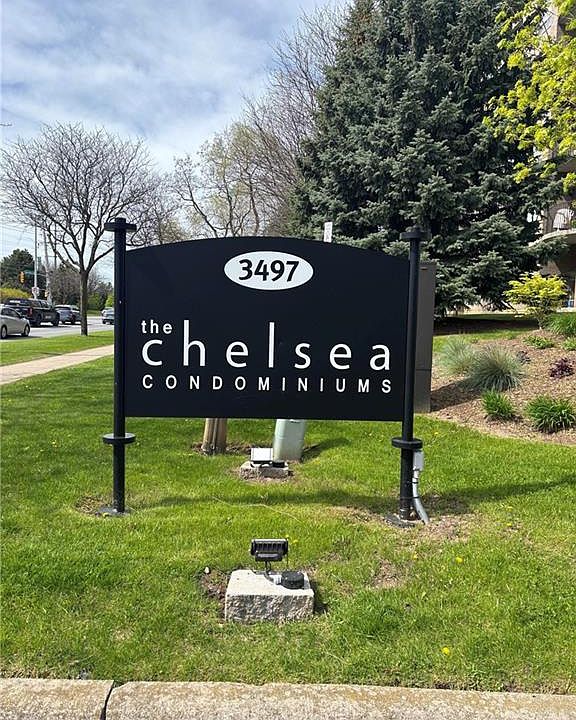 1st image of 3497 Upper Middle Rd #402