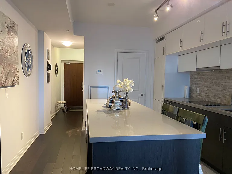 8 Mercer St #1309 — Photo 2