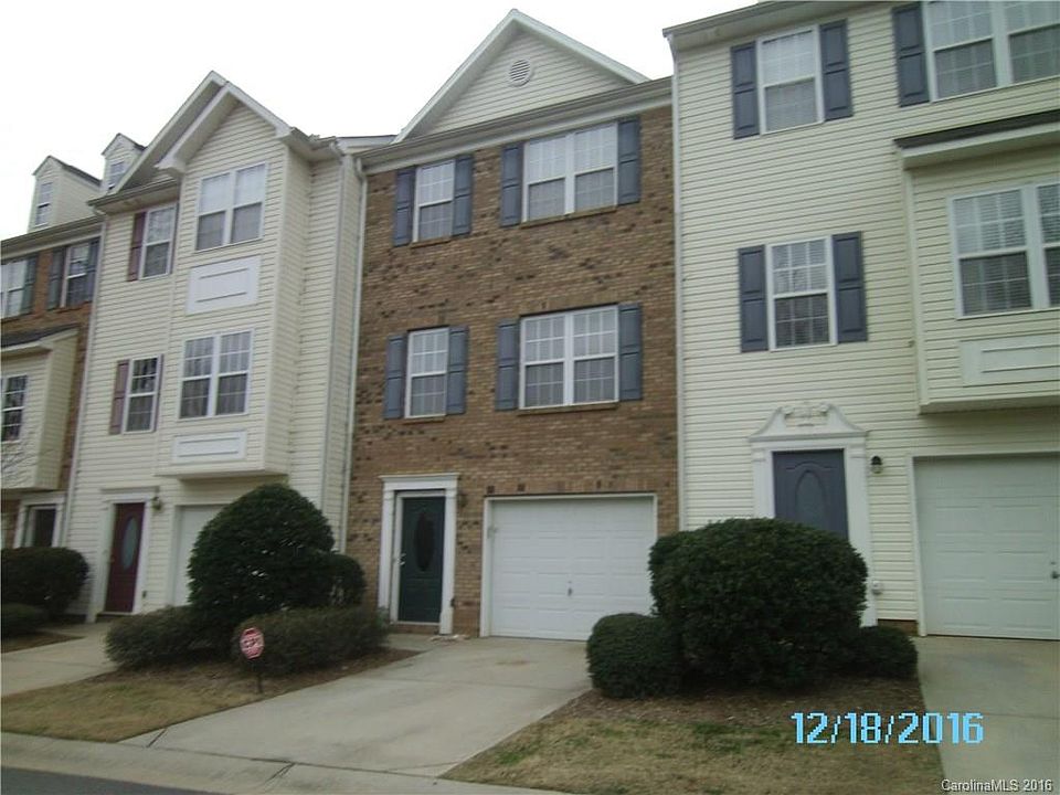 1st image of 312 Langhorne Dr #76