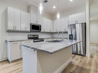 100 Steiner Rd #B, Lafayette, LA 70508