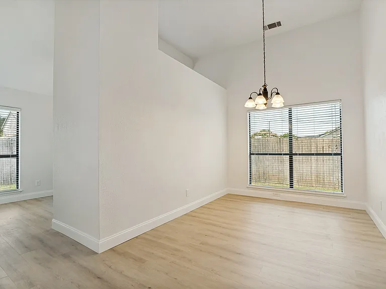 4605 Horizon Dr — Photo 9
