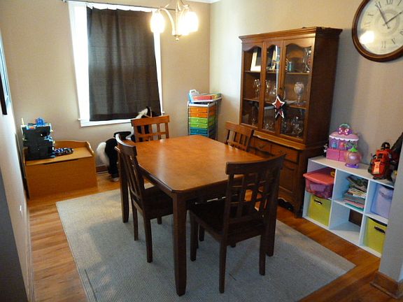 3rd image of 4452 Hirschberg Ave