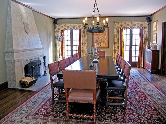 Formal Dining Room