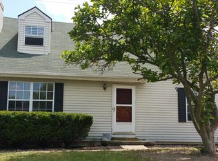 629 Bruns Dr, Rossford, OH 43460