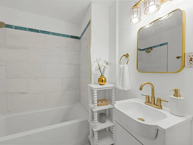 7472 Hazel Ave — Photo 16