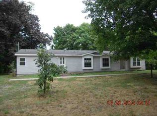 634 E Elkhart St, Bristol, IN 46507