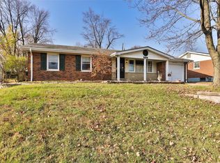 2409 Fair Oaks Dr, Saint Charles, MO 63301