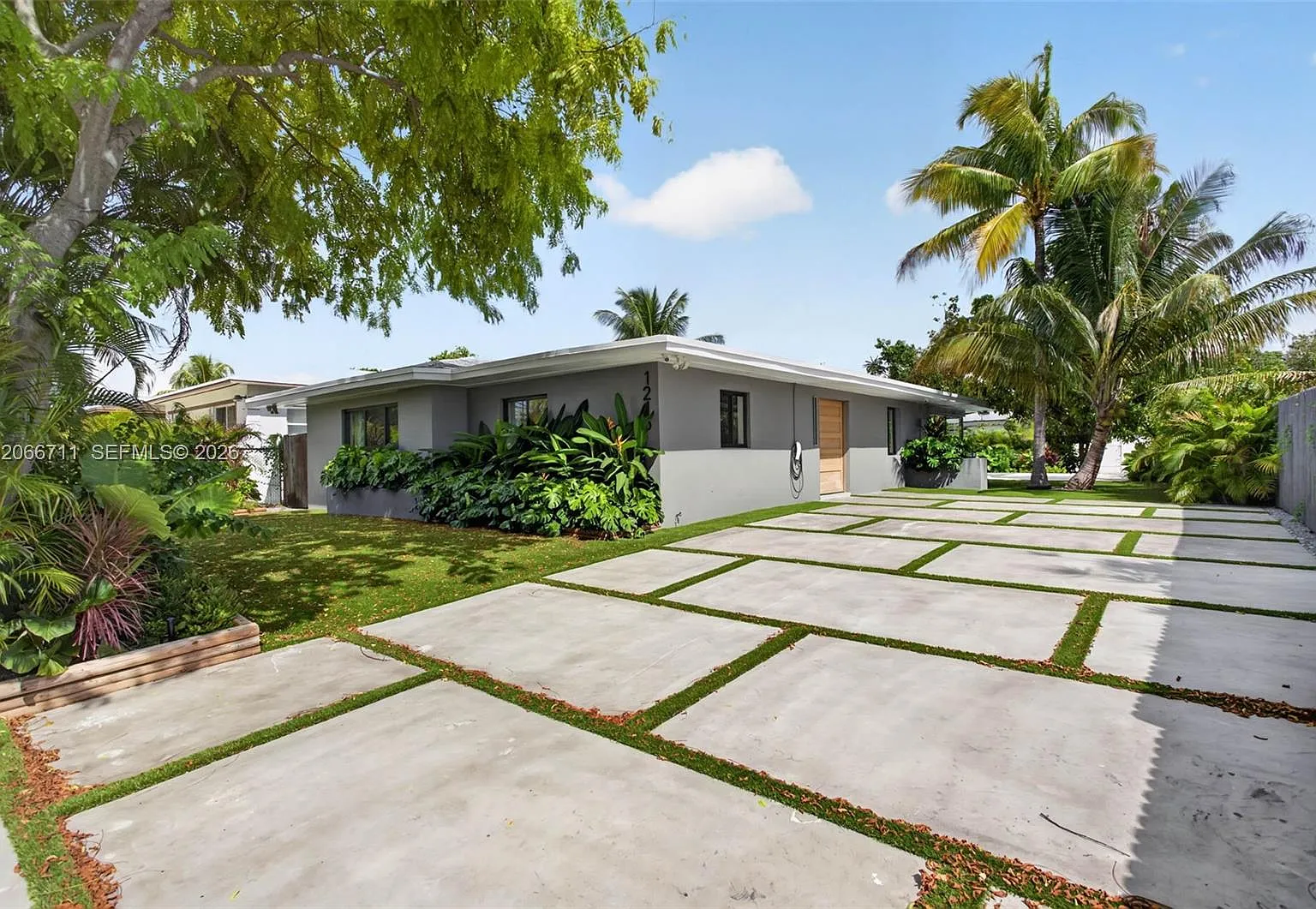Biscayne Shores Corr Plat — Photo 2