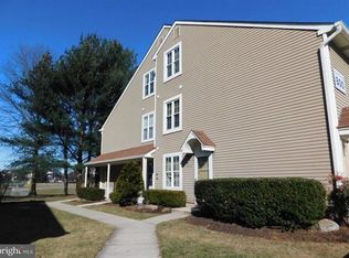 803 Sedgefield Dr, Mount Laurel, NJ 08054