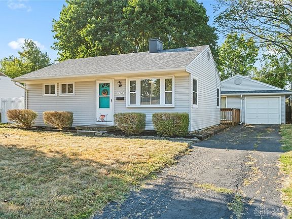 2nd image of 2356 Carew Ave