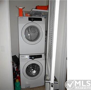 5th image of 527 10th Ave Unit 611