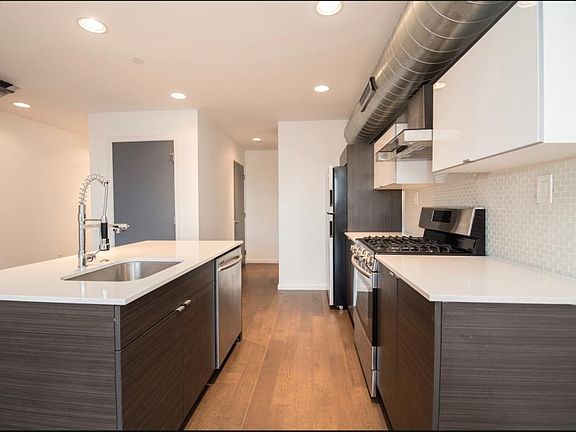 2nd image of 1442 N 7th St APT 000001