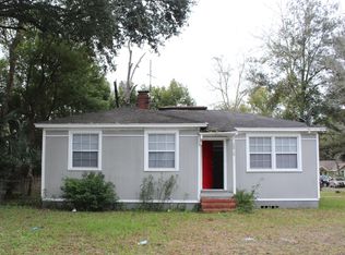 2819 Cherokee Cir E, Jacksonville, FL 32205