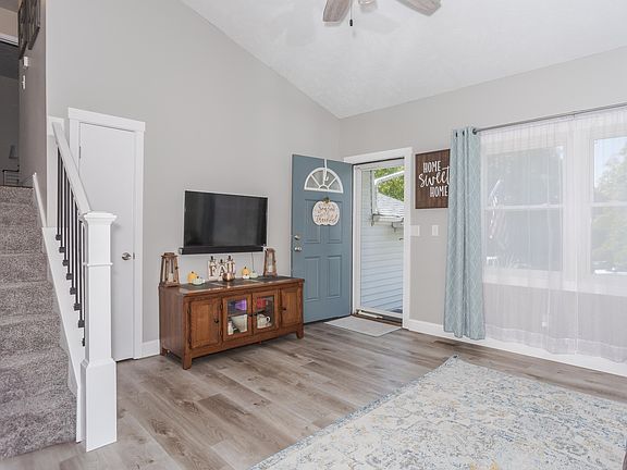 5th image of 2214 Woodhavens Dr