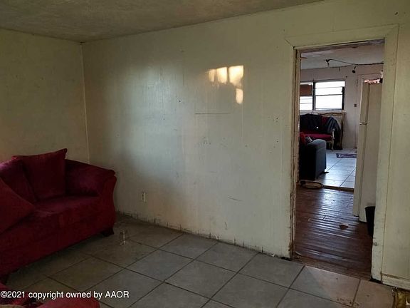 5th image of 1704 N Hughes St