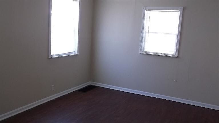 2nd image of 756 Chamberlain Ave
