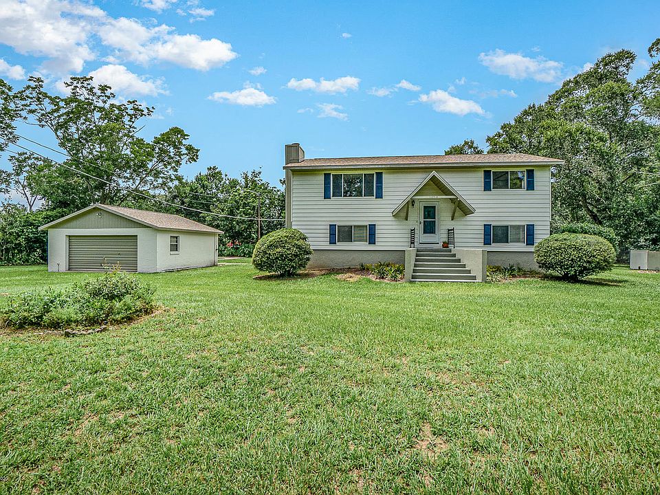 1st image of 1220 Sandy Ln