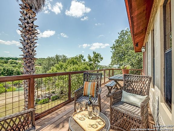 4th image of 311 Village View Dr