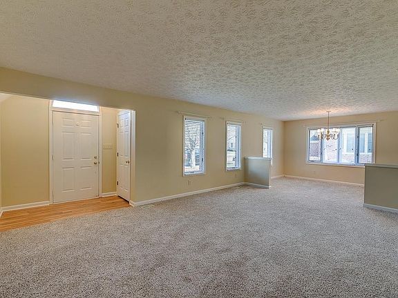 3rd image of 113 Dover Blvd S