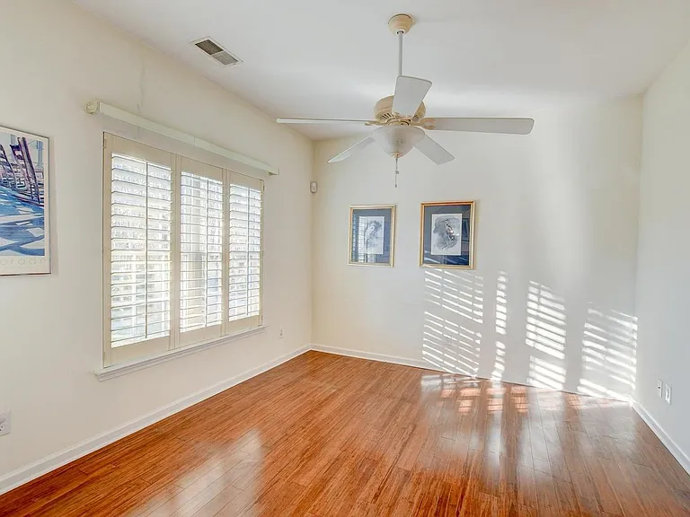 2105 Summerwood Dr — Photo 32