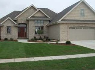 2292 Trappers Ln, Bourbonnais, IL 60914
