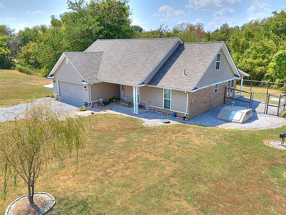 3rd image of 8300 S Lynn Lane Rd