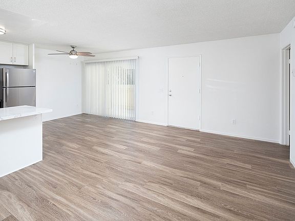 4th image of 3825 Riviera Dr APT 7