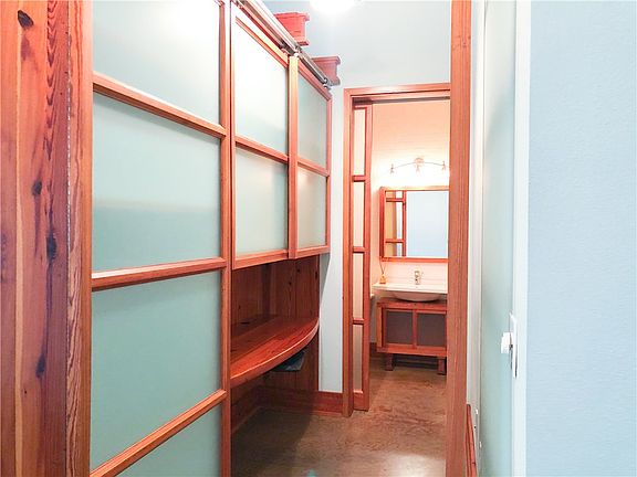 5th image of 2401 E 6th St Ste 6093