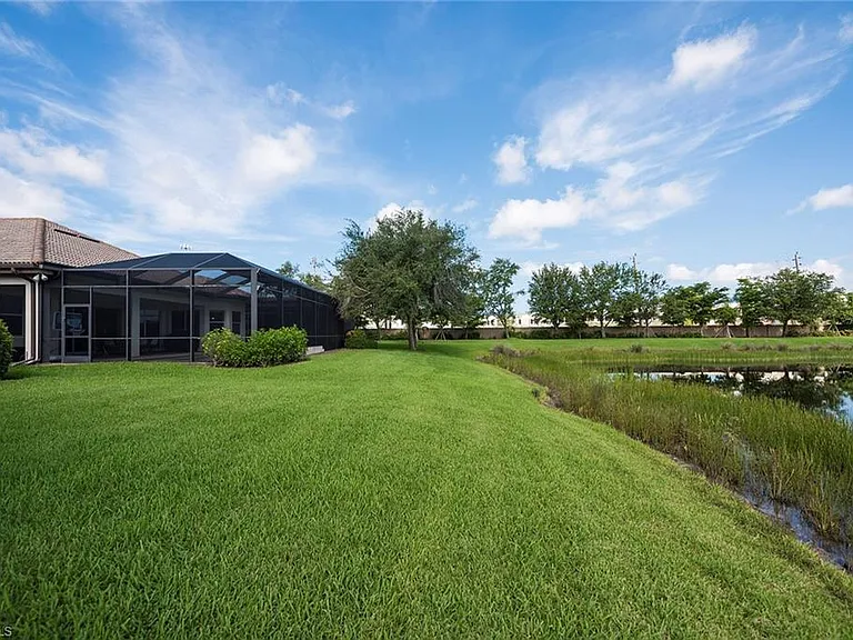 6065 Divot Ct — Photo 15