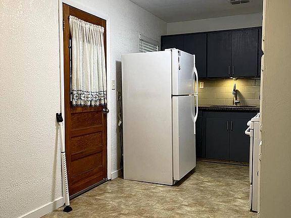 4th image of 18 Hortencia Blvd