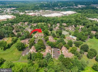 221 Sassafras Ct, Warrington, PA 18976