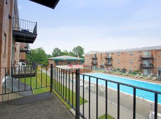 70 N Raccoon Rd #NE12TS40T, Austintown, OH 44515