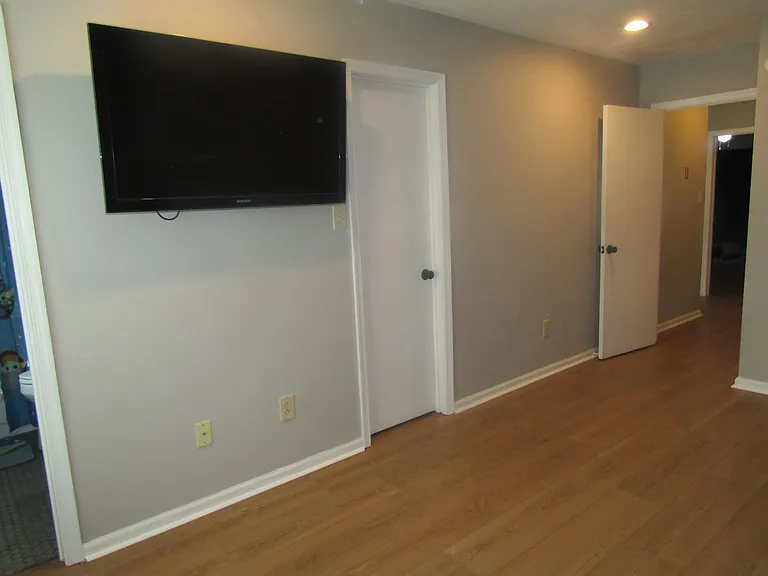 1884 Eunice Ct — Photo 25