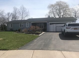 175 Limerick Ln, Rochester, NY 14606
