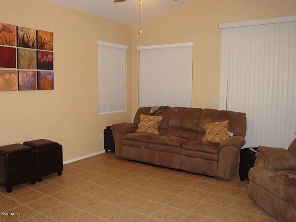 5th image of 1166 E MARY Lane