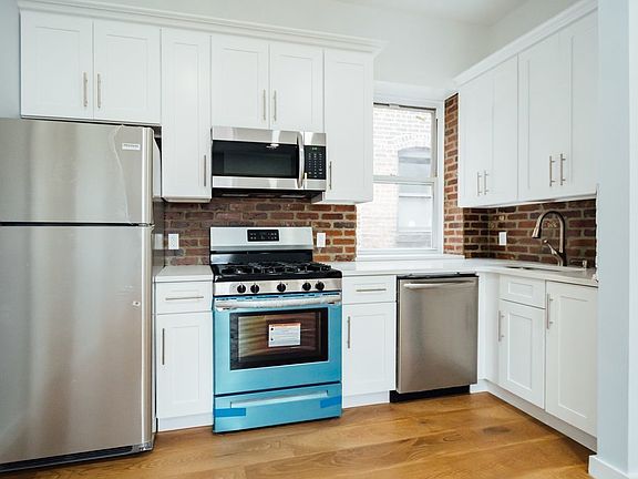 4th image of 462 Amsterdam Ave APT 5r