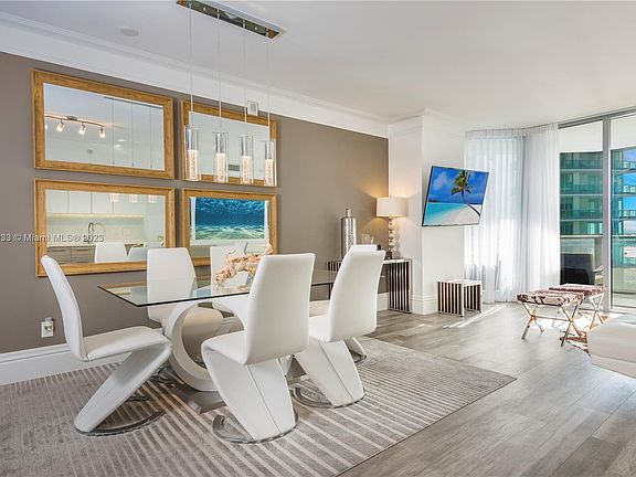 3rd image of 1300 Brickell Bay Dr APT 1909