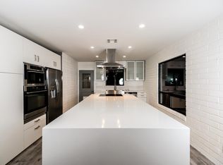 103 E Foothill Dr, Phoenix, AZ 85020