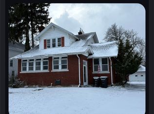 151 Elmwood Park W, Tonawanda, NY